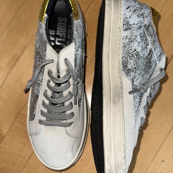 Like New P448 John glitter low top sneaker, 38/8 CB2323 - Picture 2 of 7